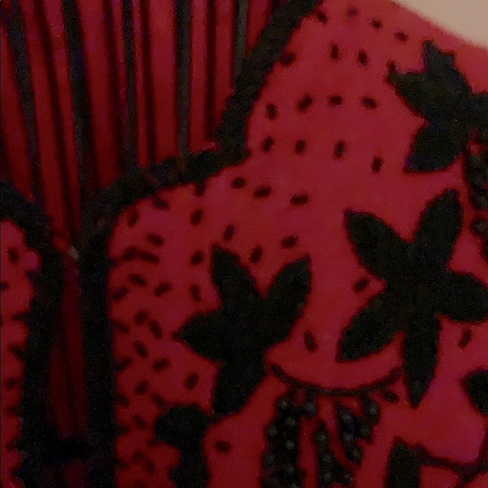 Sweater - Picture 2 of 5
